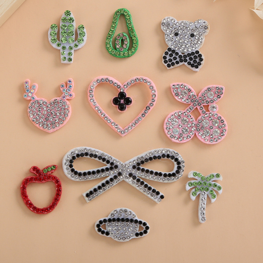 Sewing Id - 10 Adet Ağaç Fiyonk Ayı Gezegen