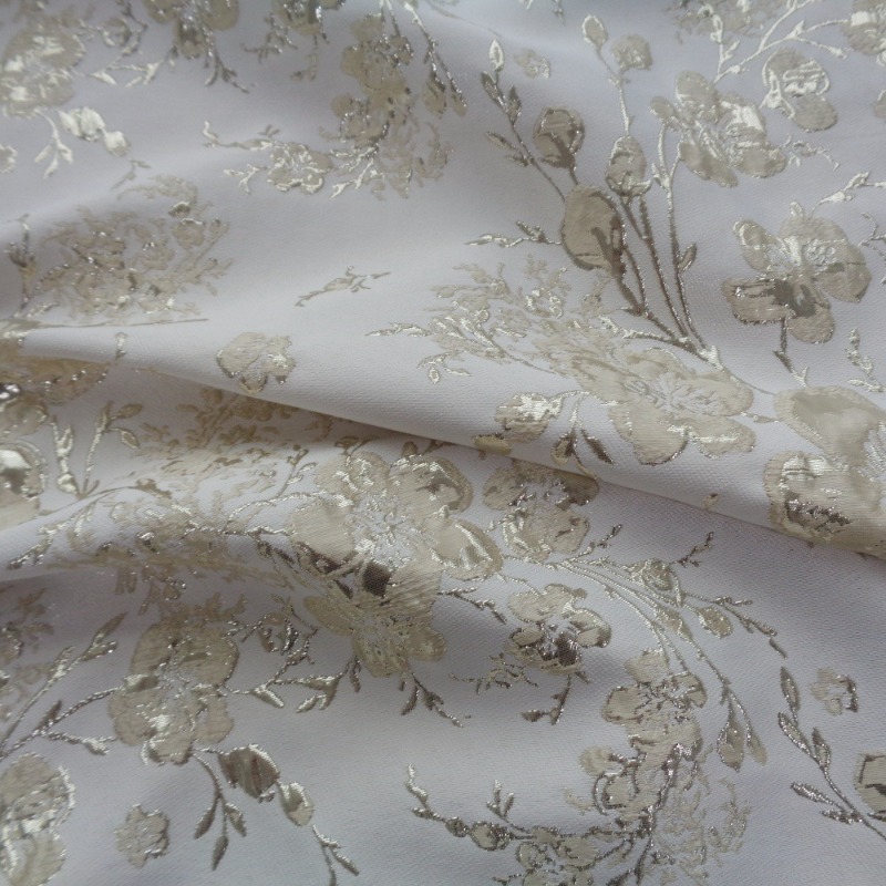 100x145cm Çiçek Desenli Kabart - Sewing Thread In Textile incelemesi ve fiyatı